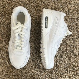Sold!! LIKE NEW! Nike Air Max 90 LTR in White